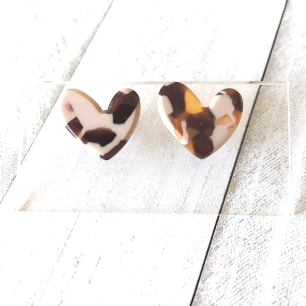 Clara Colorful Heart Studs 15 - Picture 2 of 4
